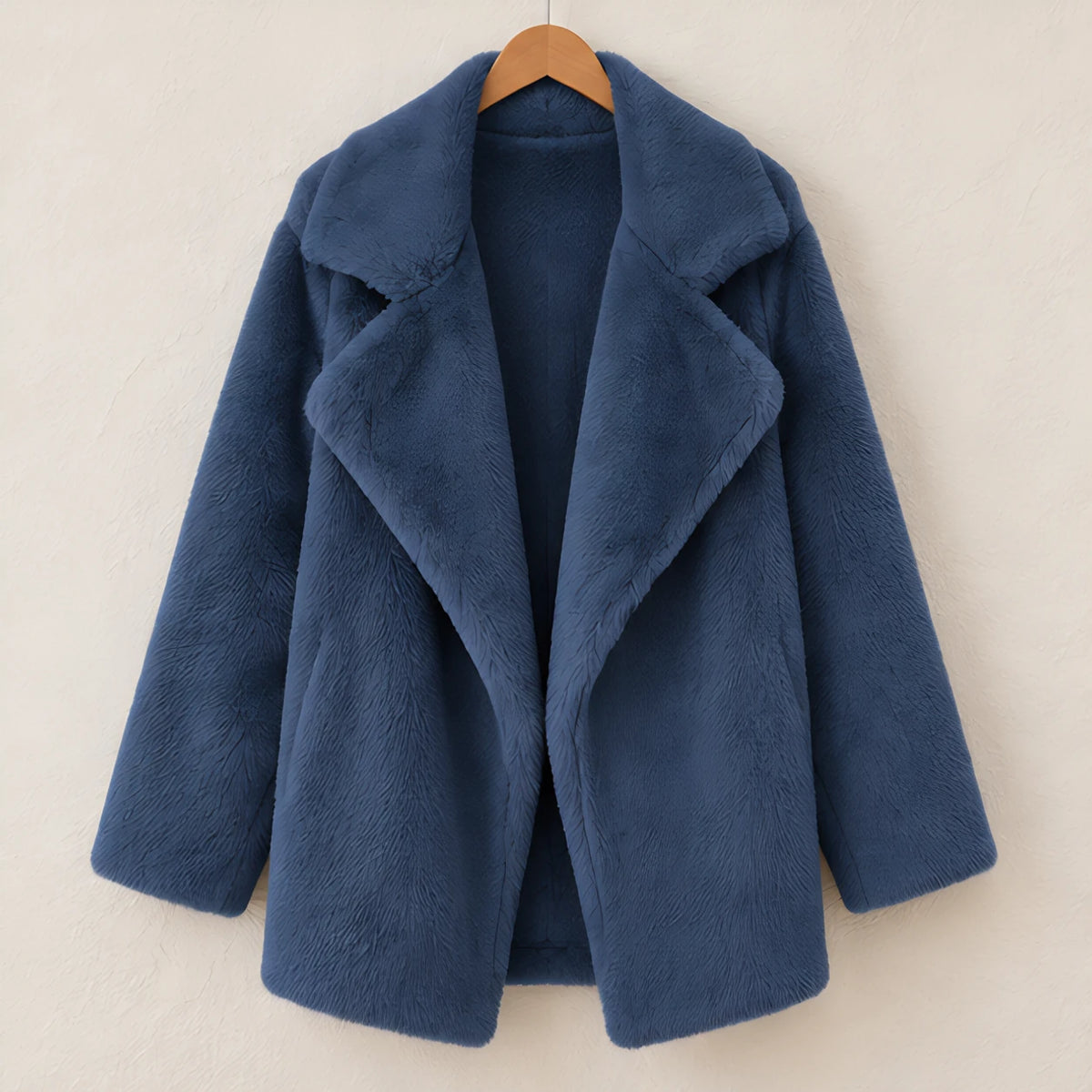 Adela Women's Oversized-Lapel Fur Coat - Blue - fur coat - Hendlys - Image 7