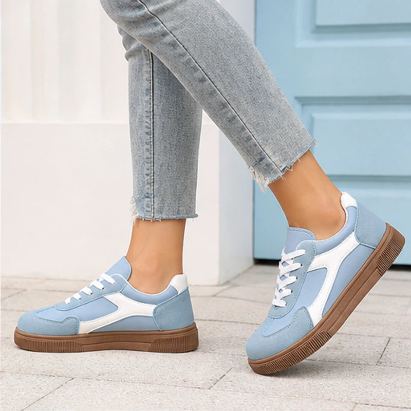Isla Colorblock Low-Top Sneaker - Powder Blue - suede upper - Hendlys - Image 6