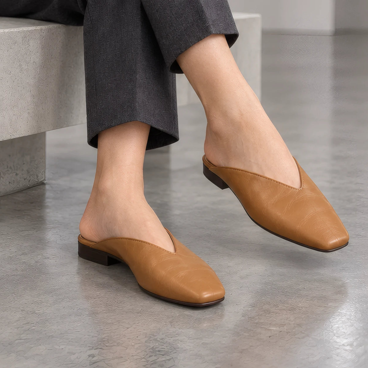 Lucille Women's Metallic Square-Toe Leather Flat Mules - Brown - wap - Hendlys - Image 2