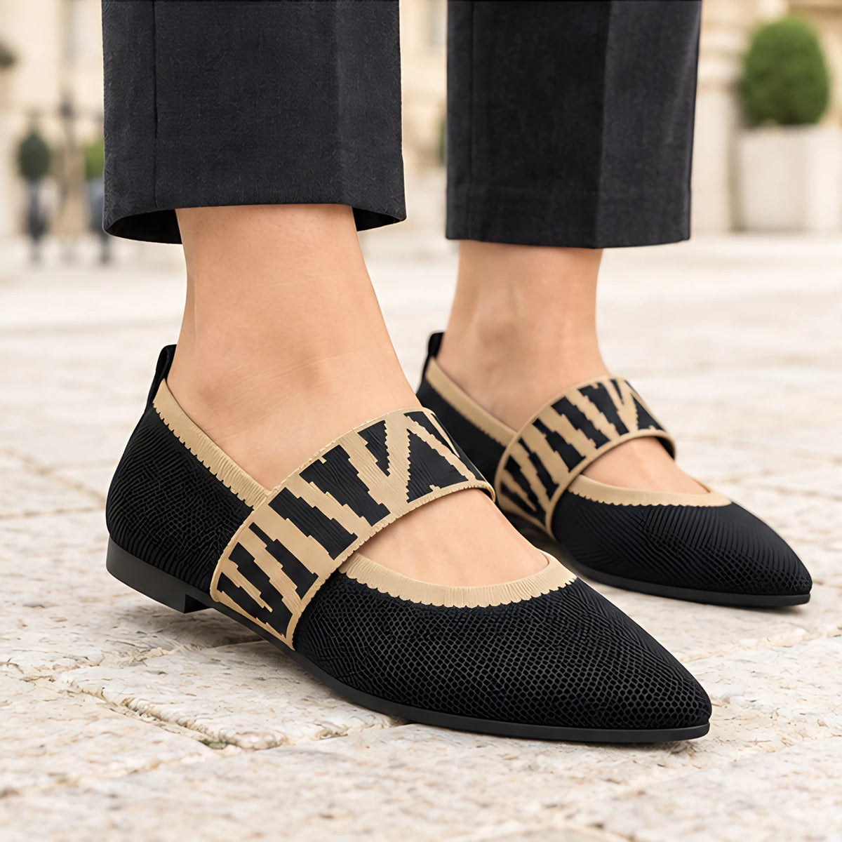 Valenne Women's Elastic-Strap Mary Jane Flats - Black - Shoes - Hendlys - Image 2