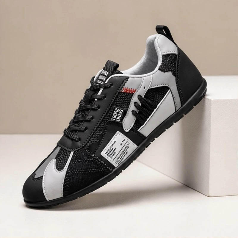 Vanta Racer Sneakers - Black - Sneakers - Hendlys - Image 1
