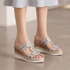 Marnola Chainlink Slides - Silver - platform slides - Hendlys - Image 4