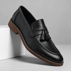 Arno Leather Tassel Loafer - Black - Loafers - Hendlys - Image 1
