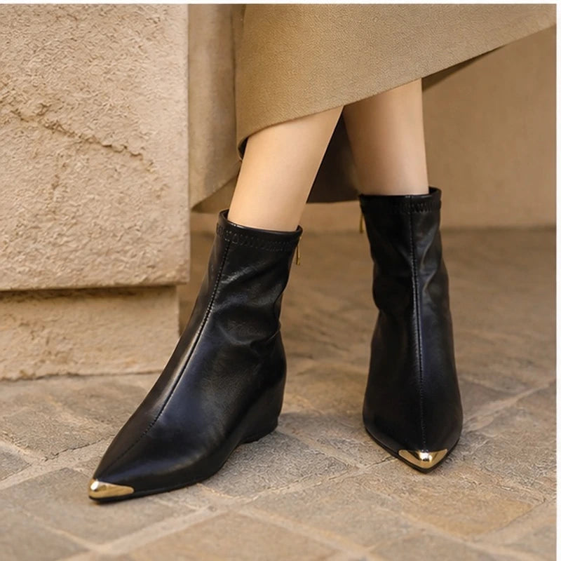 Dolcetta Leather Pointed-Toe Ankle Boots - Black - Women's Footwear > Boots > Ankle Boots - Hendlys - Image 1