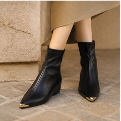 Dolcetta Leather Pointed-Toe Ankle Boots - Black - Women's Footwear > Boots > Ankle Boots - Hendlys - Image 1