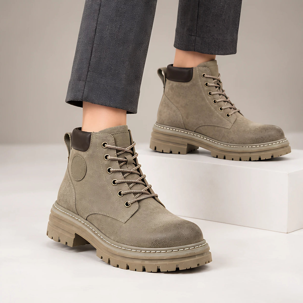 Elin Women's Lug-Sole Lace-Up Boots - Khaki - Department: Women - Hendlys - Image 3