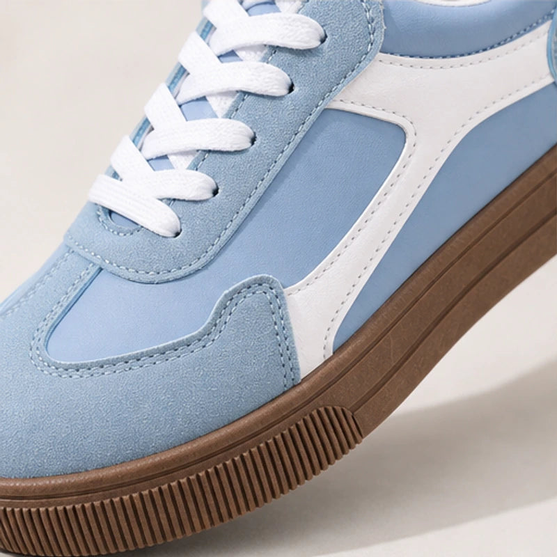 Isla Colorblock Low-Top Sneaker - Powder Blue - low-top sneakers - Hendlys - Image 3