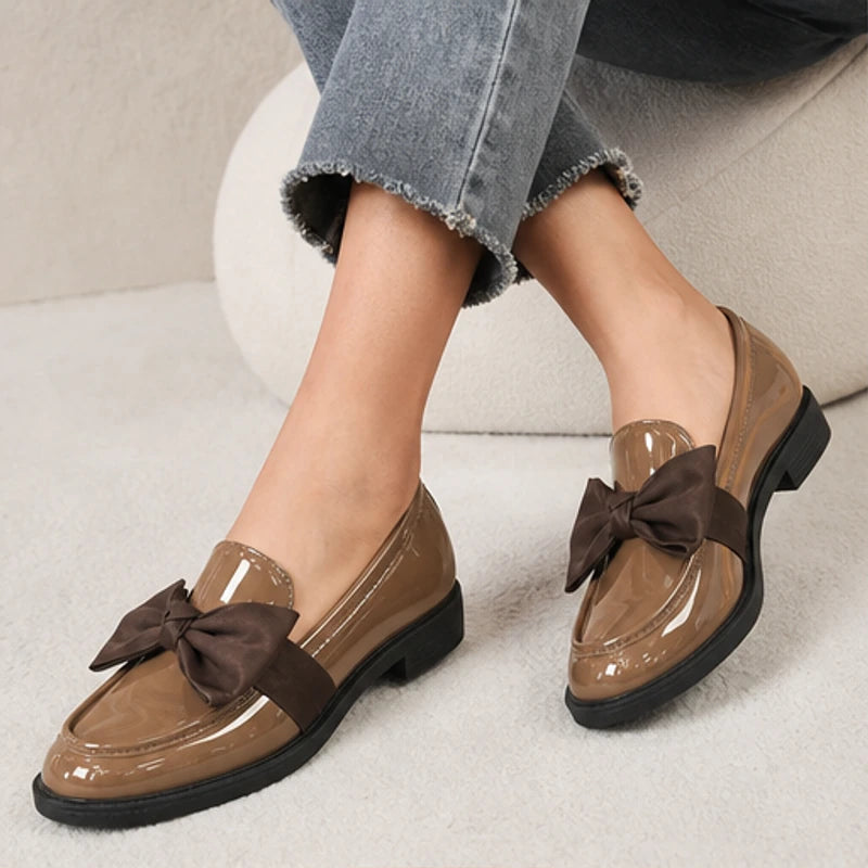 Jolie Patent Bow Loafer - Brown - vegan leather - Hendlys - Image 5