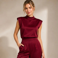 Loredana High-Neck Sleeveless Wide-Leg Jumpsuit - Red - female - Hendlys - Image 4