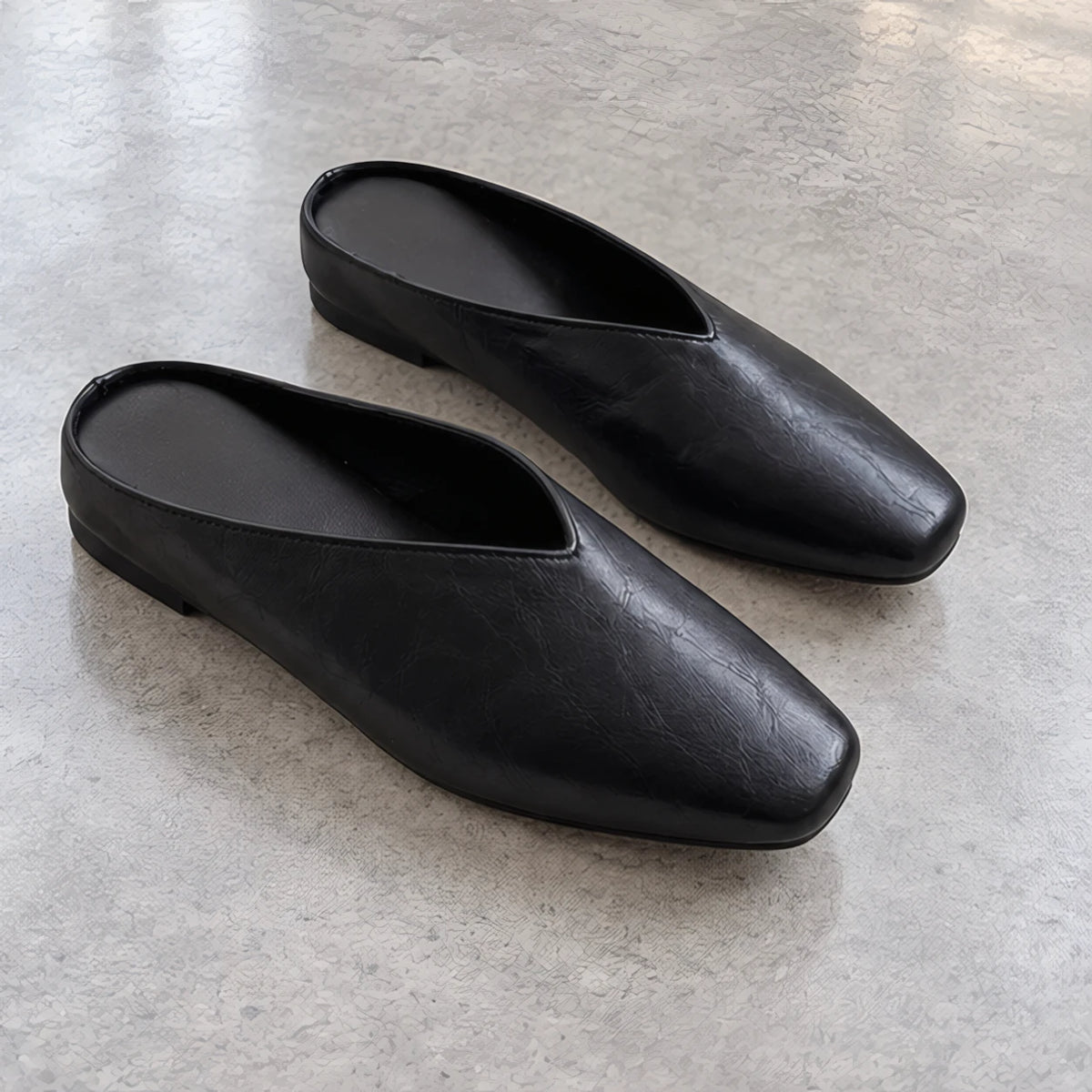 Lucille Women's Metallic Square-Toe Leather Flat Mules - Black - wapfoot - Hendlys - Image 3