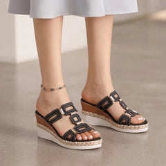 Marnola Chainlink Slides - Black - platform slides - Hendlys - Image 4